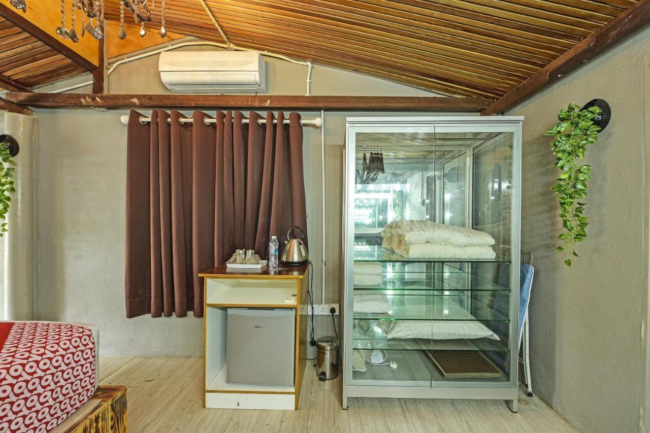 Oyo 90636 Teratak Zakiah Chalet Jerantut Dış mekan fotoğraf